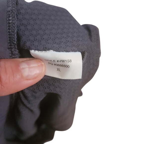 Vuori Sports Bra XL Black Style VW158 Athletic Workout Activewear - Picture 2 of 3